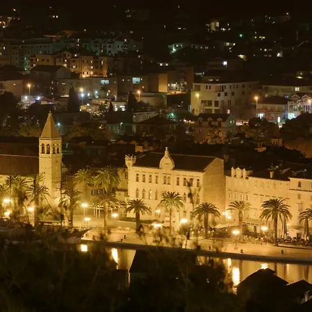 Modern Penthouse Ivan With City View * Trogir